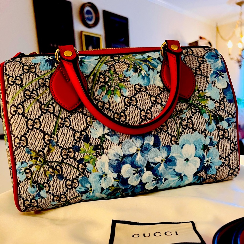 GORGEOUS NWT 100% Authentic Gucci Blooms Blue Boston Canvas Crossbody Bag.